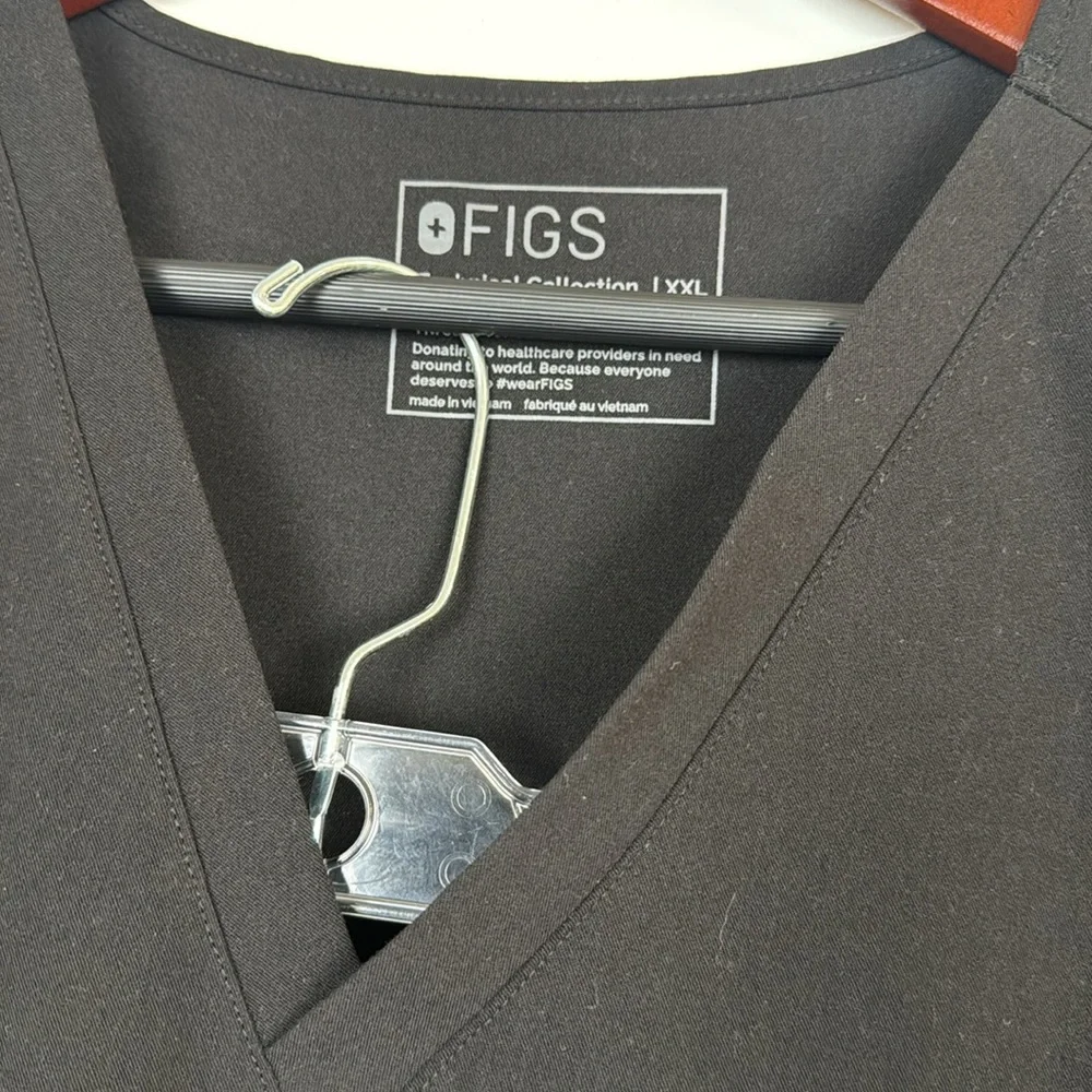 Figs Black Men's V-Neck set sz xxl